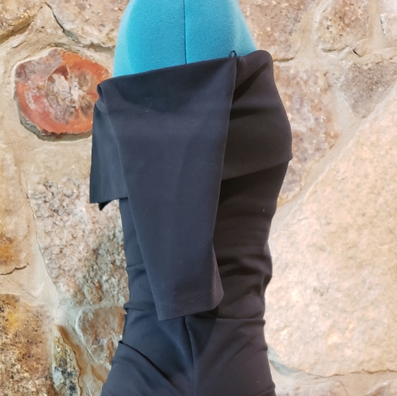 Nicole Miller Black Off Shoulder Sheath Dress - Picture 7 of 7